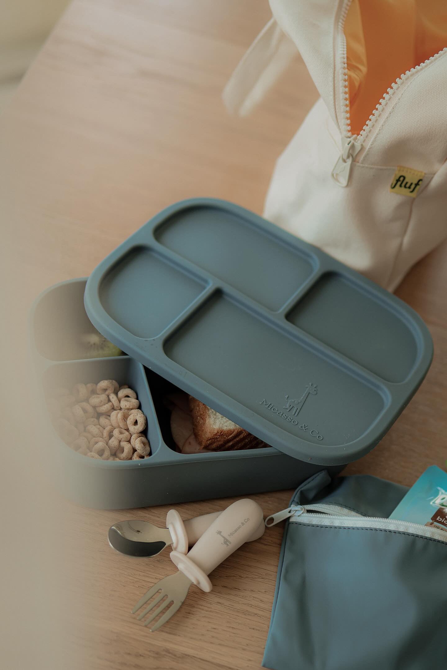 Silicone Bento Lunch Box — Leak-Resistant Kids Lunchbox