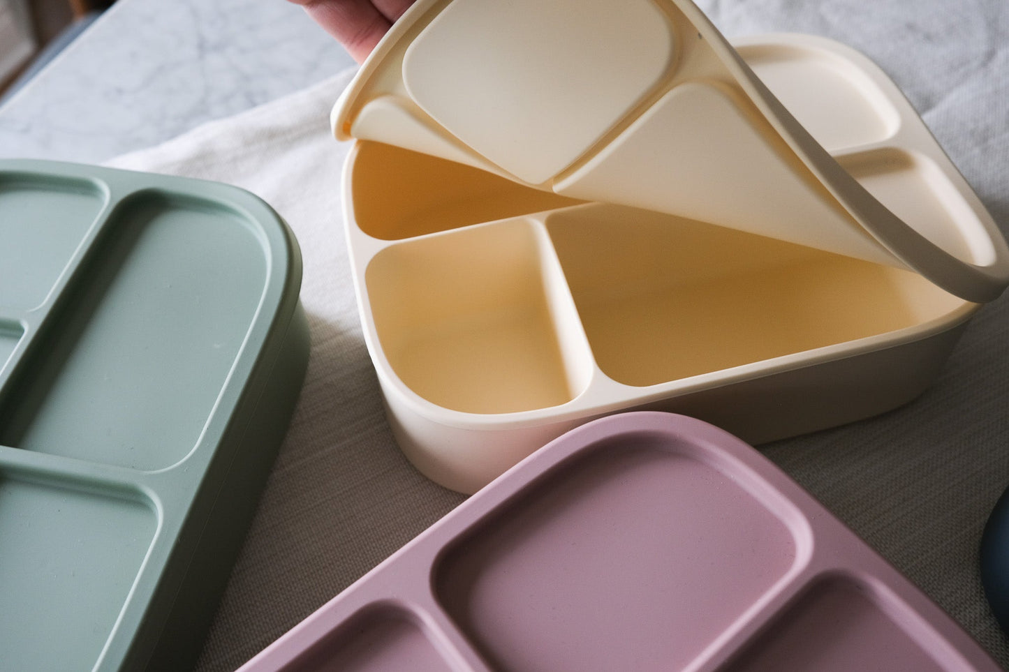 Silicone Bento Lunch Box — Leak-Resistant Kids Lunchbox